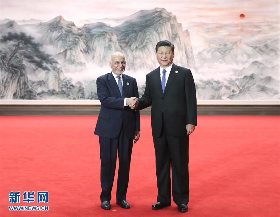 （上合青岛峰会&middot;XHDW）（9）习近平迎接出席上海合作组织成员国元首理事会第十八次会议的各国领导人