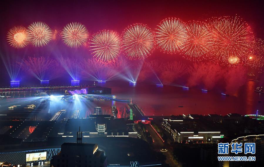 （新华全媒头条&middot;上合青岛峰会&middot;图文互动）（5）构建命运共同体 书写上合新篇章&mdash;&mdash;写在上海合作组织青岛峰会闭幕之际