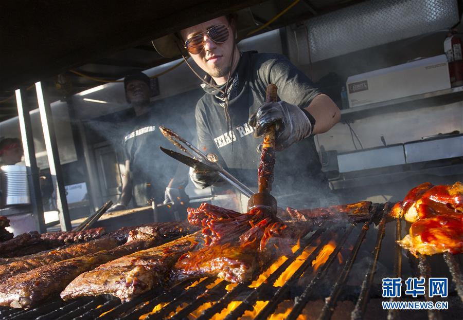 （国际）（3）多伦多举行夏日烧烤节