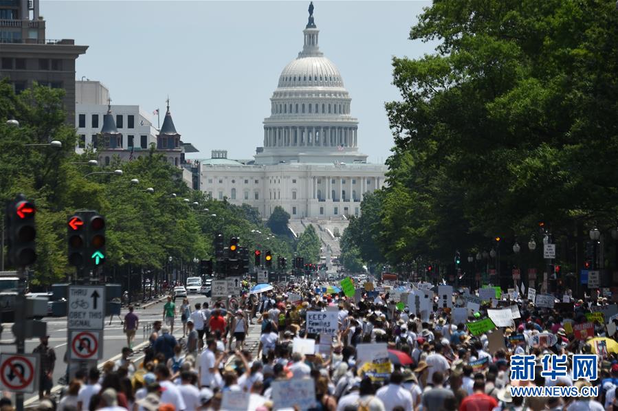 （国际）（3）美国多地举行反对移民执法政策抗议活动