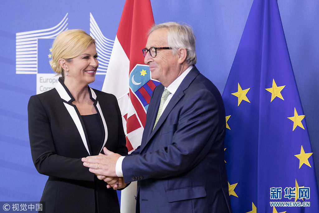 是女总统也是真球迷 盘点克罗地亚女总统的双