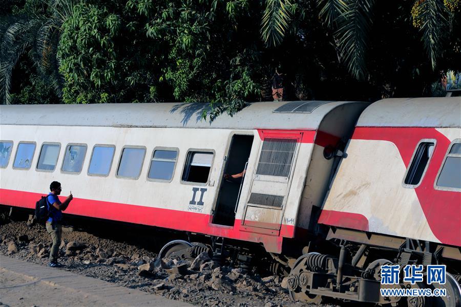 （国际）（3）埃及发生火车脱轨事故至少55人受伤