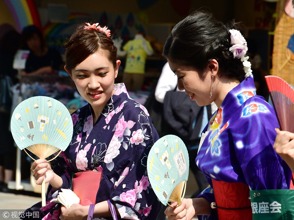 东京穿和服逛银座纳凉活动 吸引市民游客