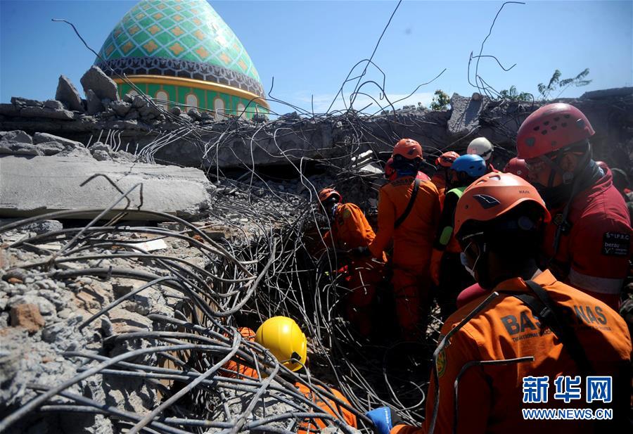 （国际）（12）印尼龙目岛地震死亡人数升至131人