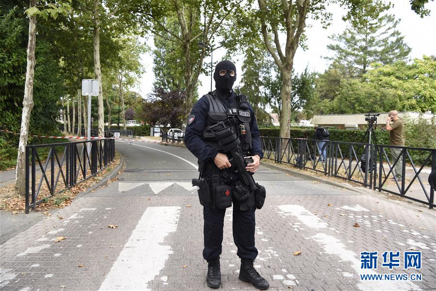 （国际）（2）法国一男子持刀行凶　造成2死1伤