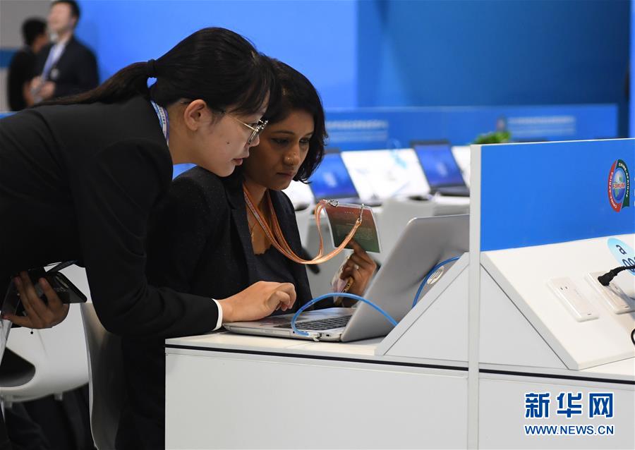 (中非合作论坛·图文互动)(3)“北京准备好了!”——北京市委常委、常务副市长张工就中非合作论坛北京峰会服务保障情况答新华社记者问