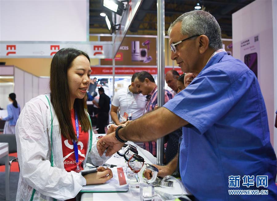 （国际&middot;图文互动）（2）开罗举办中国（埃及）贸易博览会促进双边商贸往来