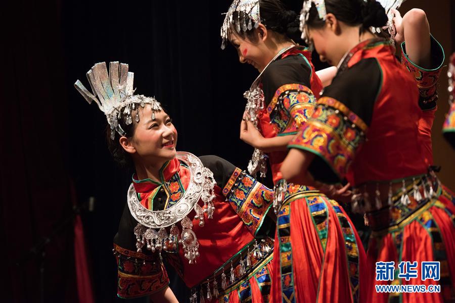 （国际）（2）云南歌舞中秋夜闪耀开罗
