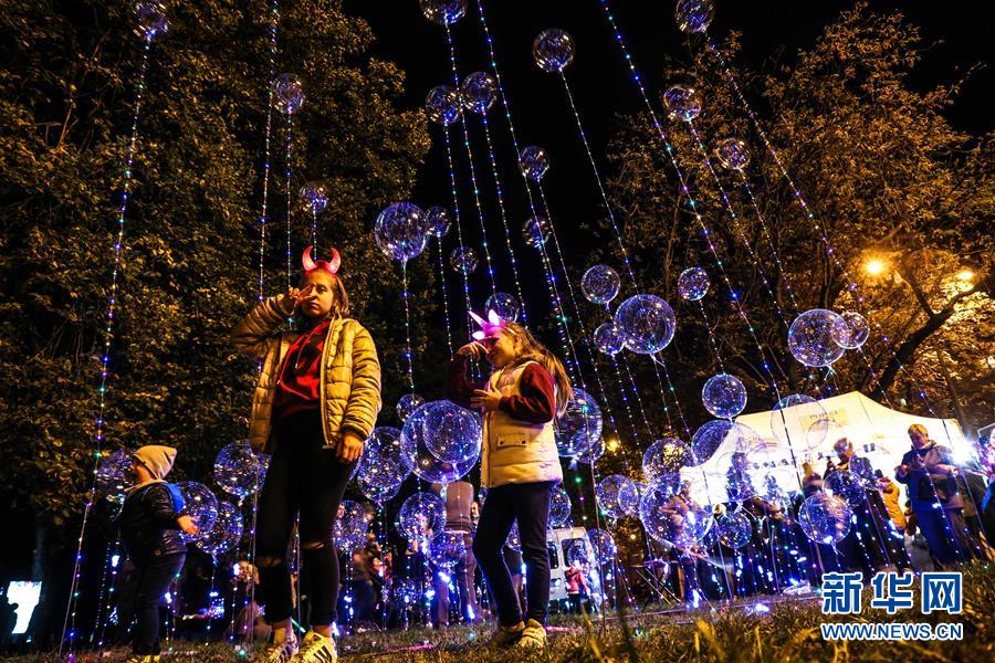 （国际）（3）波兰罗兹举办2018&ldquo;舞动&rdquo;灯光节