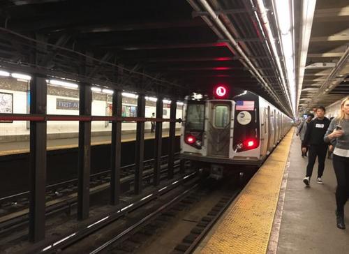 紐約大學中國留學生地鐵站跳軌身亡案件正在調查
