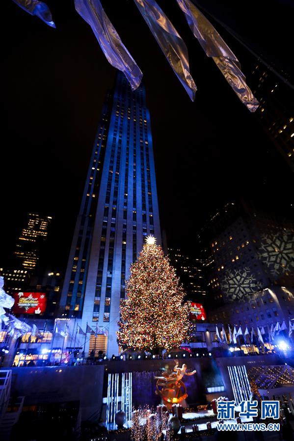 （XHDW）（1）紐約洛克菲勒中心點亮聖誕樹