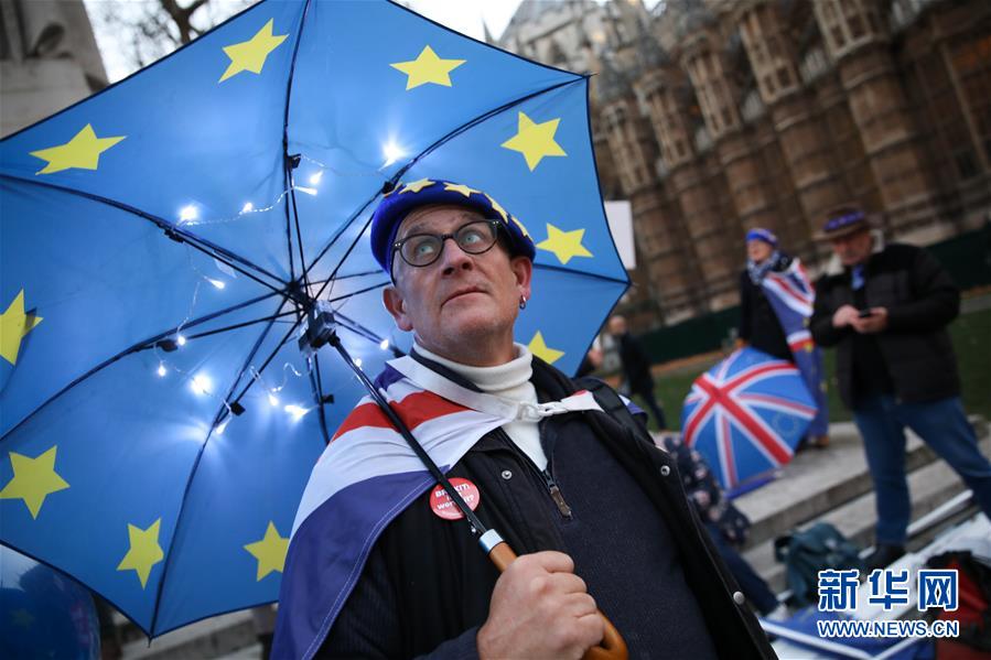 （国际）（3）英国首相推迟在议会就&ldquo;脱欧&rdquo;协议进行表决