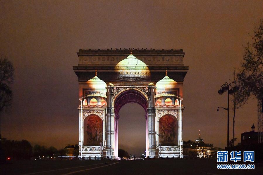 （国际）（2）巴黎凯旋门灯光秀迎2019