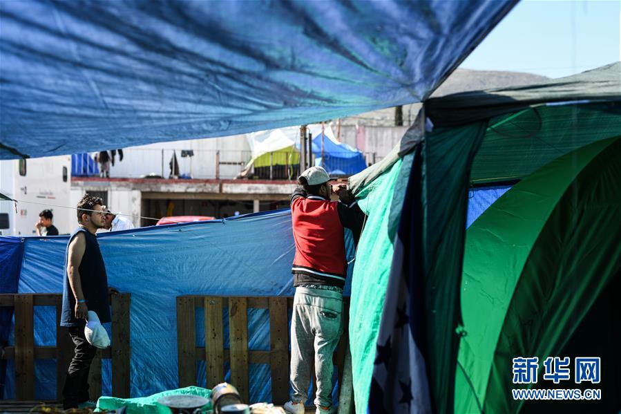 （国际）（5）大量中美洲移民滞留美墨边境城市蒂华纳