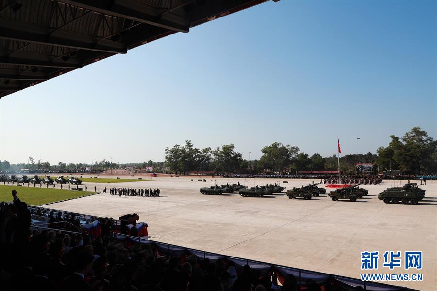 （国际）（3）老挝举行建军70周年庆典集会