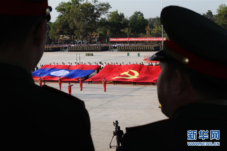 （国际）（6）老挝举行建军70周年庆典集会