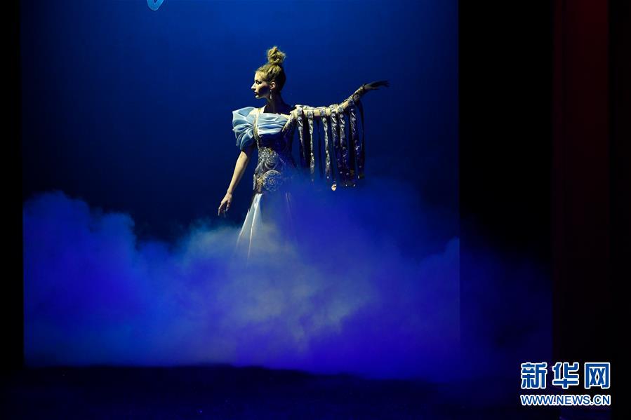 （国际）（3）巴黎高级定制时装周&mdash;&mdash;郭培展示新品时装