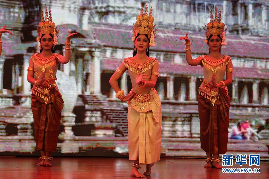 （国际）（2）“中国－柬埔寨文化旅游年”开幕式在金边举行