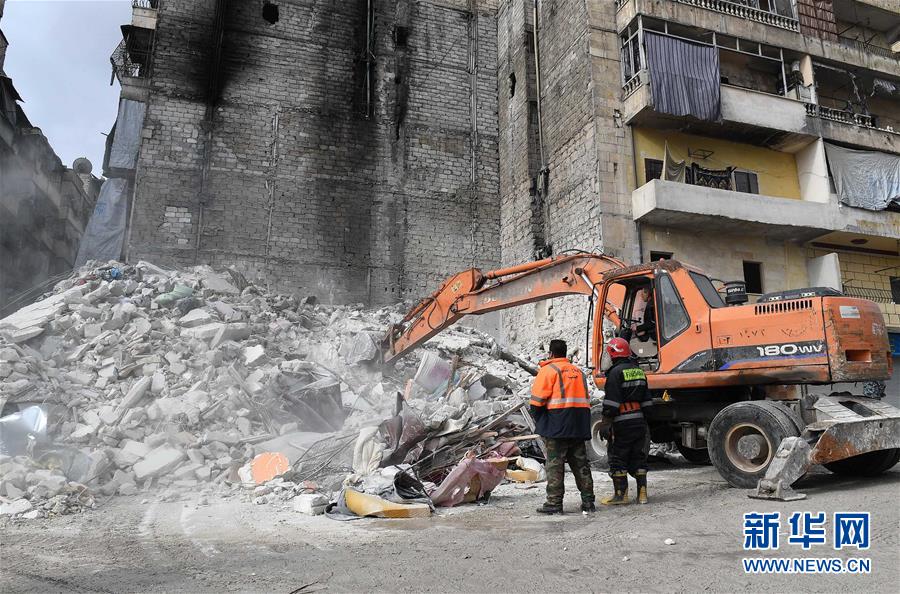 （国际）（4）叙利亚阿勒颇一建筑物坍塌 致11人死亡