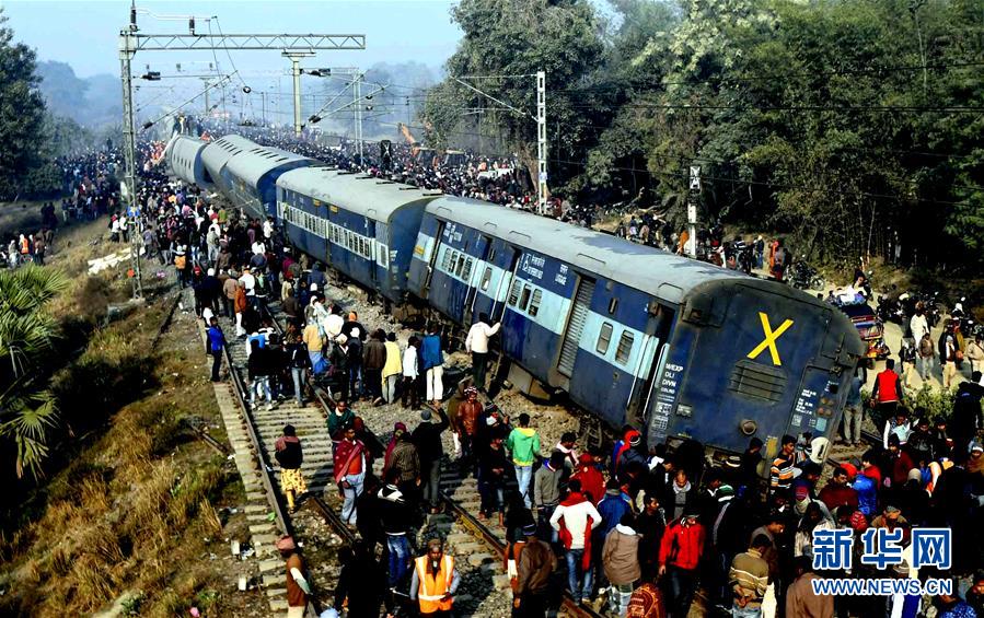 （国际）（2）印度比哈尔邦火车脱轨至少7人死亡