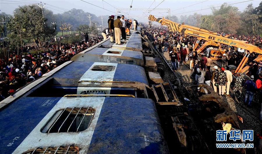 （国际）（3）印度比哈尔邦火车脱轨至少7人死亡