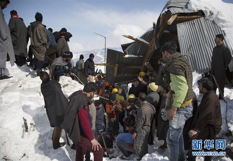 （国际）（2）印控克什米尔地区发生雪崩至少11人死亡