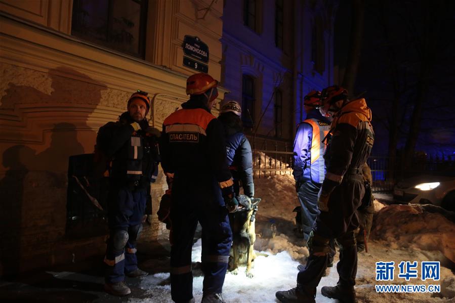 （国际）（1）俄罗斯圣彼得堡一建筑发生部分垮塌 
