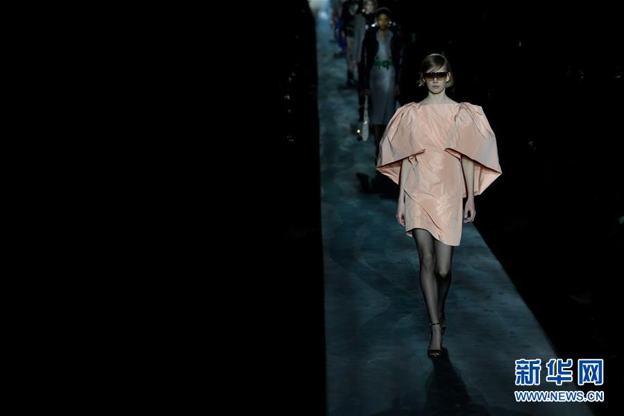 （国际）（1）巴黎时装周&mdash;&mdash;纪梵希品牌时装秀