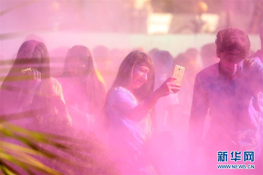 （国际）（6）五彩缤纷迎春天