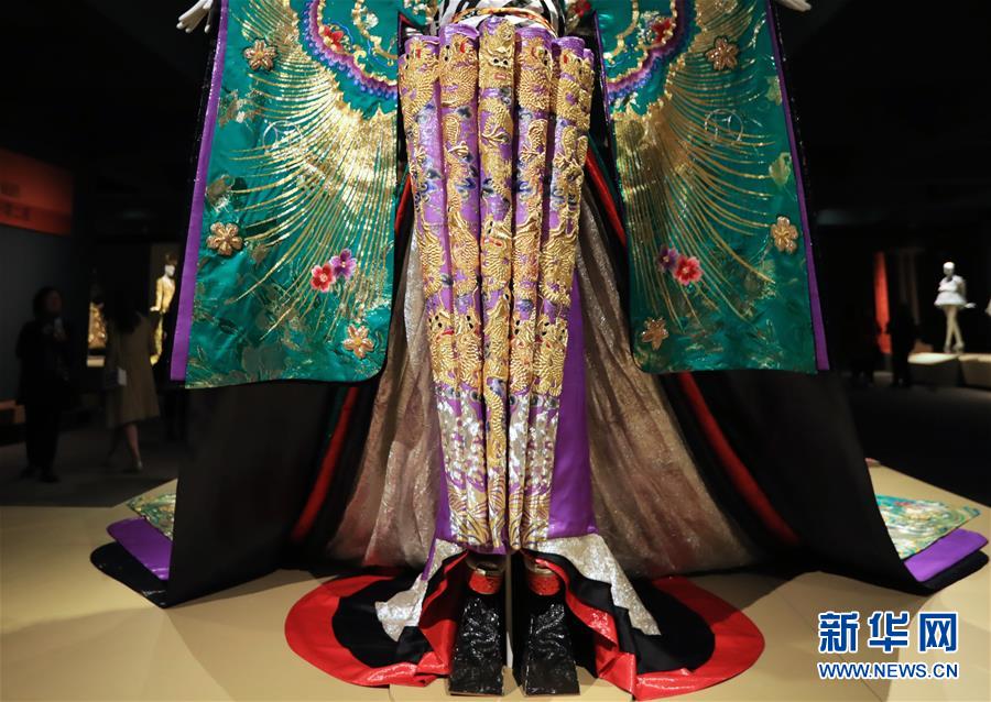 （國際·圖文互動）（1）專訪：中國文化是我的藝術創作之源——訪中國著名時裝設計師郭培
