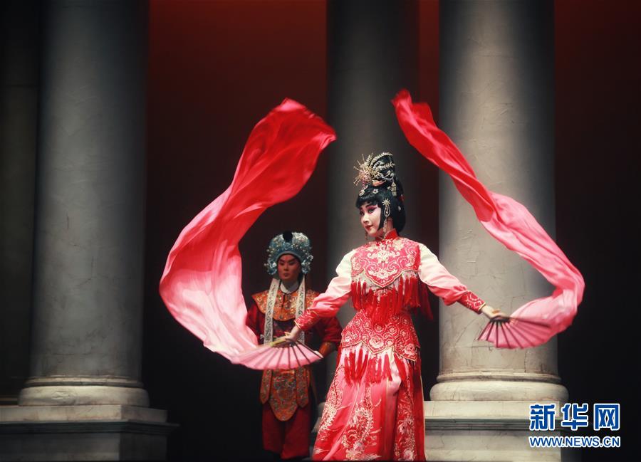 （習近平出訪配合稿·圖文互動）（3）通訊：當中國京劇遇上意大利歌劇——人文交流助力中意兩國民心相通
