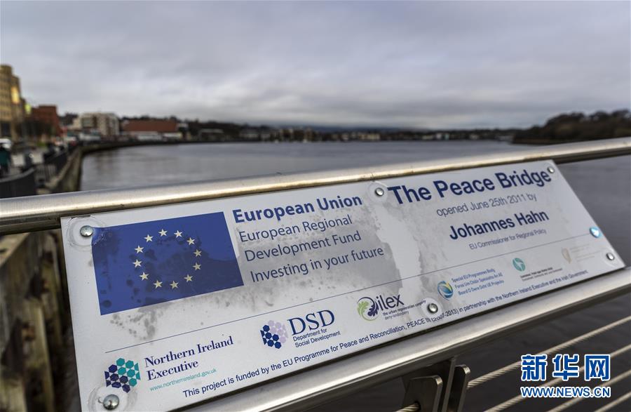 （国际&middot;图文互动）（1）通讯：一条边界线引发&ldquo;脱欧&rdquo;困境&mdash;&mdash;穿越英国北爱地区与爱尔兰共和国边界线