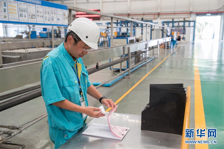 (国际·“一带一路”高峰论坛·图文互动)(4)中企为泰国人创造机遇——泰中罗勇工业园员工眼中的“一带一路”