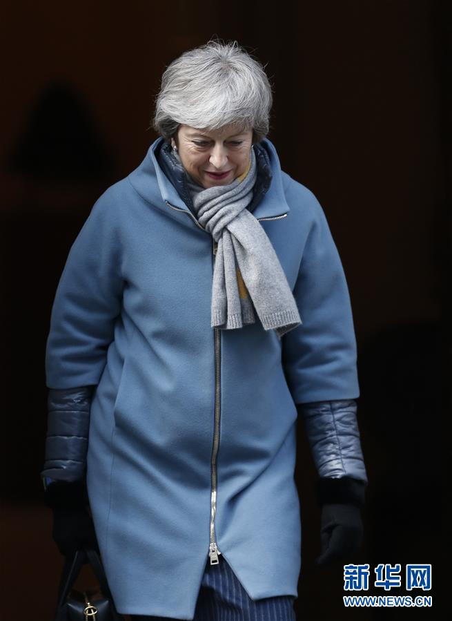 （国际）（1）英国首相致函欧洲理事会主席要求延期至6月底“脱欧”