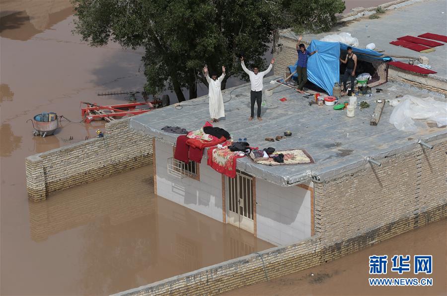 （国际）（1）汛情升级 伊朗疏散更多民众