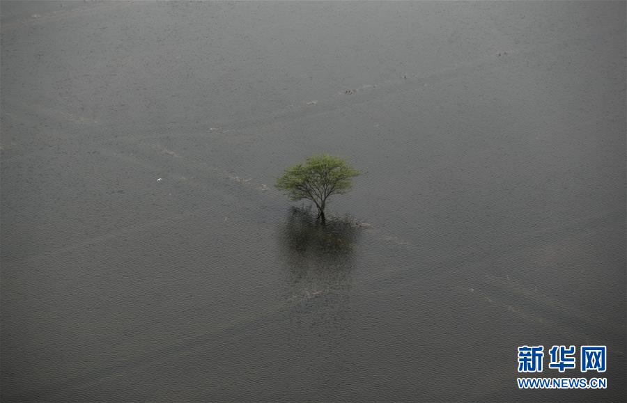（国际）（5）汛情升级 伊朗疏散更多民众
