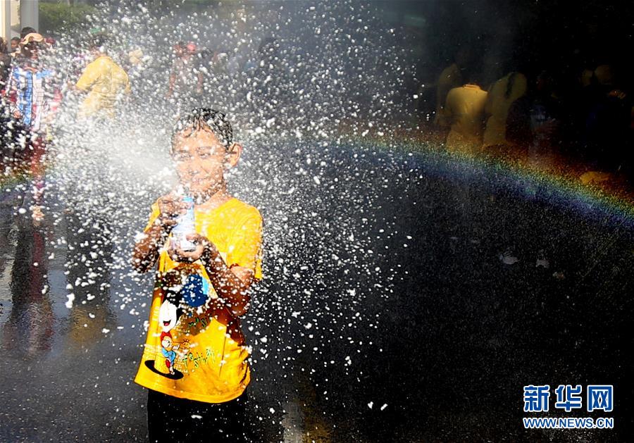 （国际）（4）缅甸：欢庆泼水节