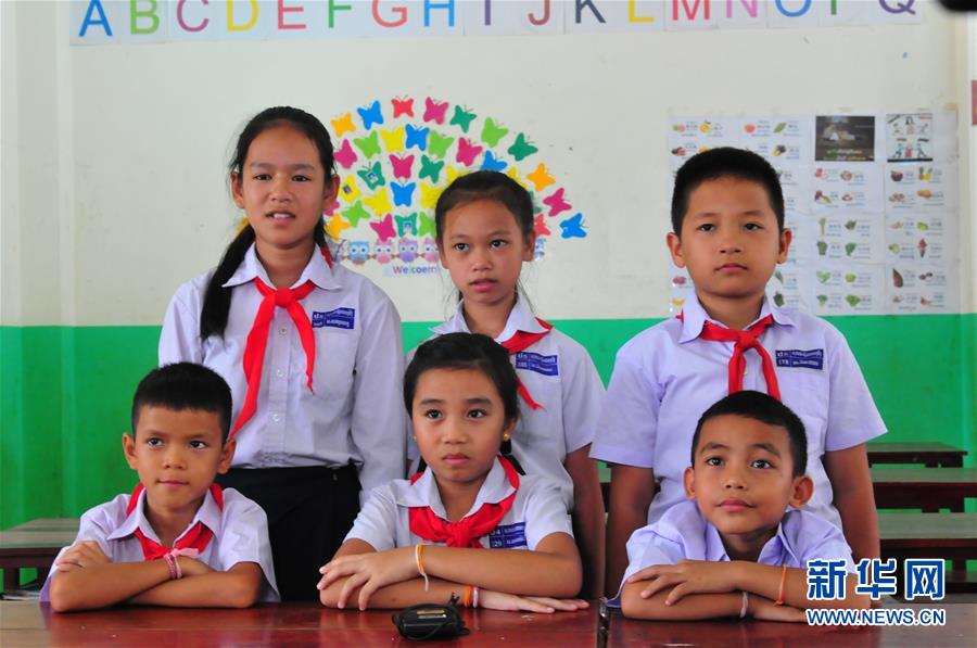 （国际·图文互动）通讯：“谢谢习爷爷！我们一定好好学习！”——老挝师生收到习近平主席回信之后