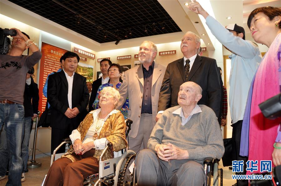 (国际· 图文互动)(9)通讯:“和平是我们共同的追求”——美国“飞虎队”父子的中国情缘