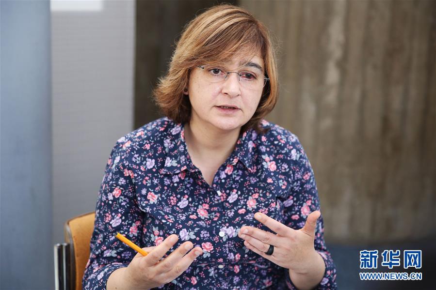 (国际·图文互动)(1)美国挑起经贸摩擦给世界经济带来负面影响——访法共全国执委会委员萨马巴克斯