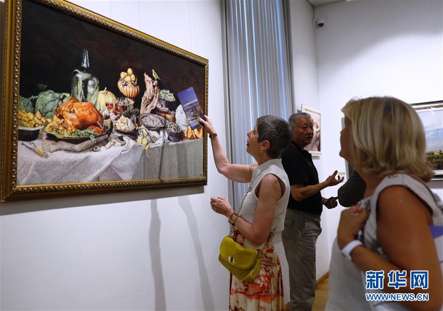 （國際·圖文互動）（2）上海絨繡歐洲交流展在布魯塞爾開幕