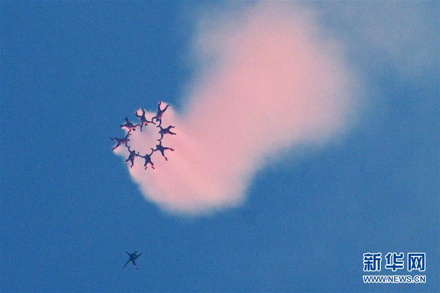 （国际）（4）新加坡举行国庆54周年庆典