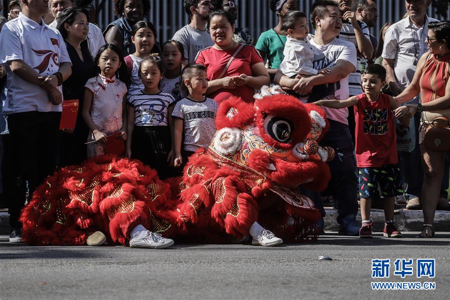 （國際·圖文互動）（4）巴西聖保羅舉行中華文化快閃活動