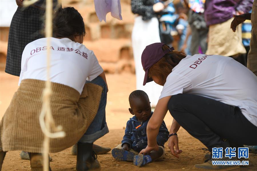 （国际&middot;图文互动）（4）非洲贫民窟里的中国&ldquo;造梦者&rdquo;