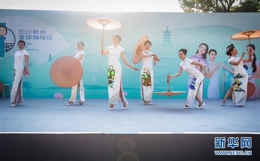 （国际）（2）中国旗袍&ldquo;扮靓&rdquo;多瑙河畔