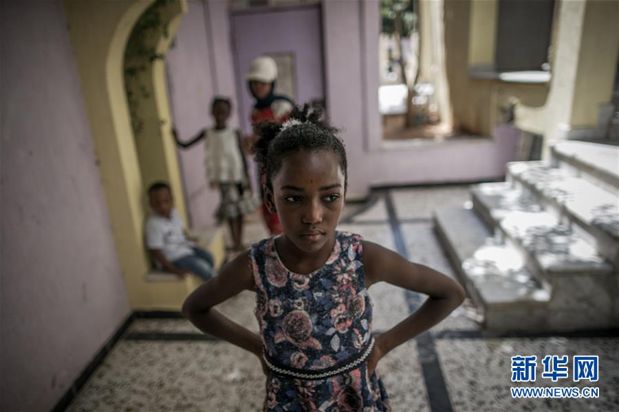 （国际）（2）何以为家&mdash;&mdash;生活在一栋废弃楼房中的利比亚儿童