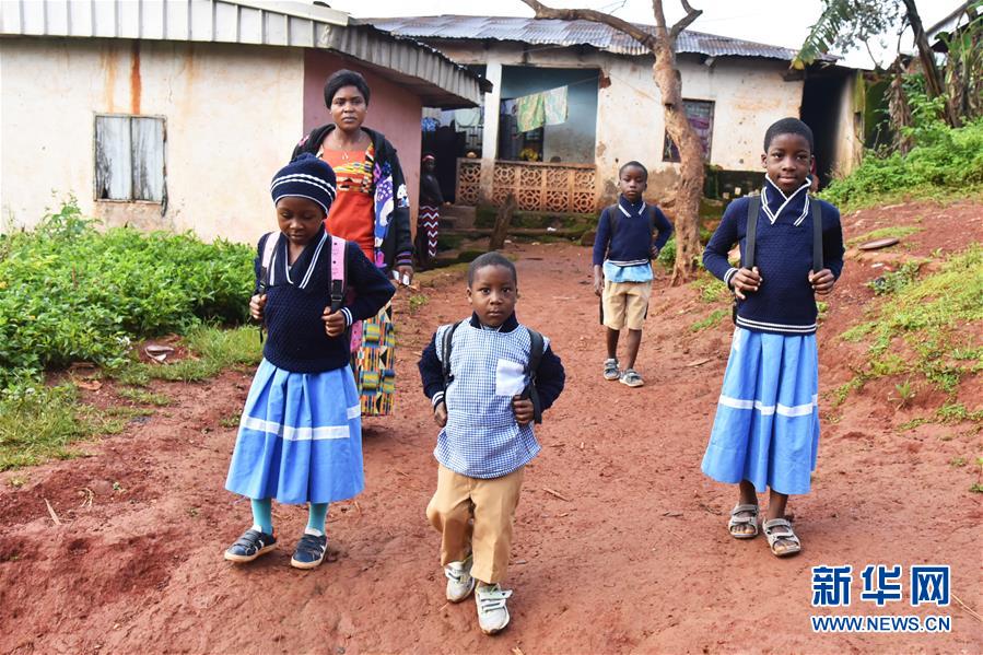 （国际）（1）我要上学——喀麦隆英语区流离失所儿童的开学季