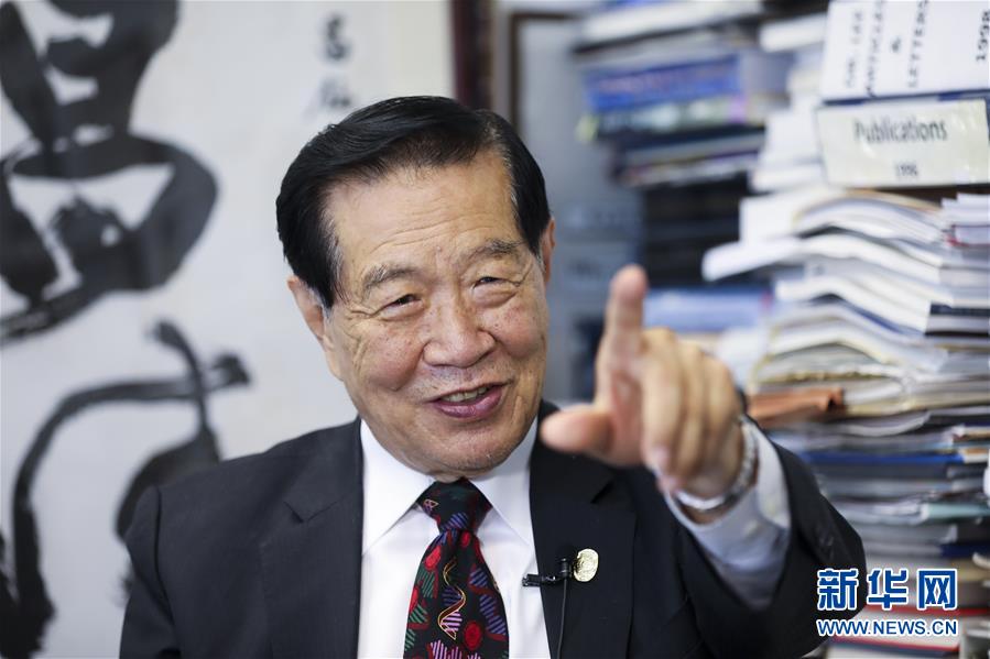 (国际·图文互动)(2)专访:“中国共产党做对了!”——访美籍华裔刑事鉴识专家李昌钰