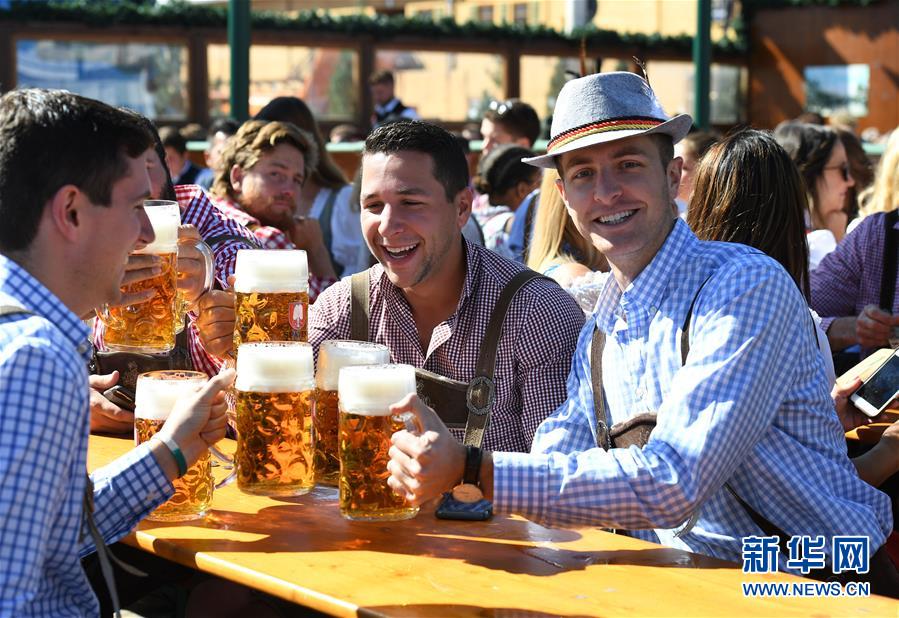 （國際）（1）第186屆慕尼黑啤酒節開幕