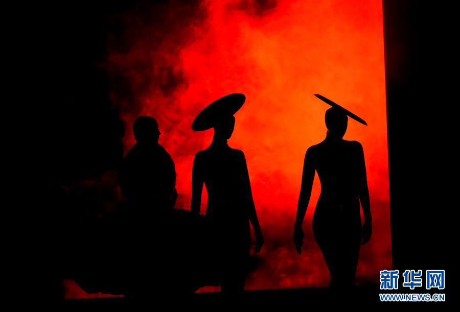 （国际）（2）世界可穿着艺术大赛在惠灵顿举办年度秀场表演